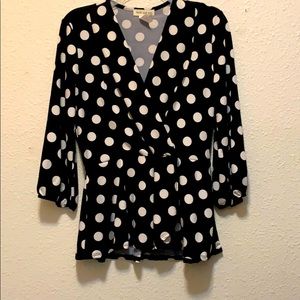 🟣 Polka dot top peplum waist